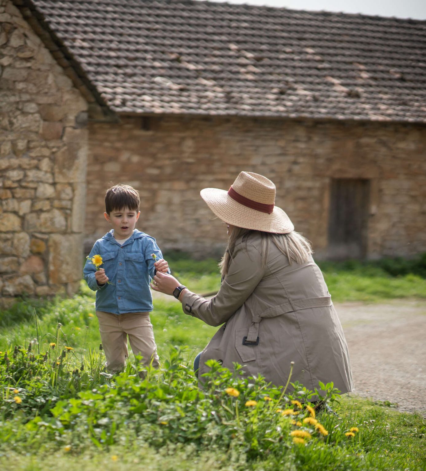 Métier d'Assistante Maternelle en Aveyron © G. Alric - Aveyron Attractivité Tourisme